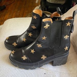 Bee and star boots